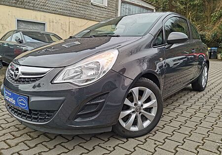 Opel Corsa Active/Lückenlos Scheckheftg bei /Klima/