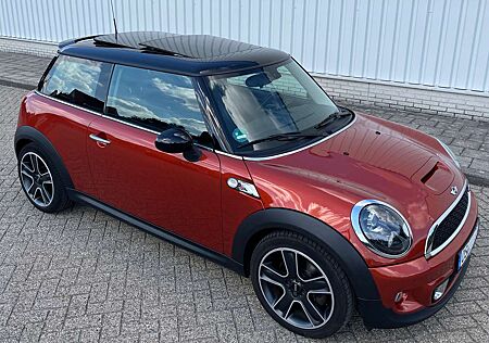 Mini Cooper S *** Top-Ausstattung ***