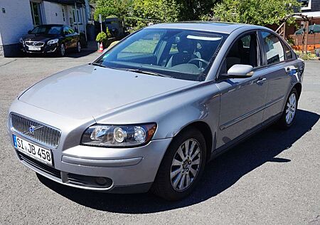 Volvo S40 Lim. 2.4i Momentum Automatik