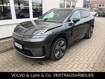 Lynk & Co 08 1,5T PHEV More GARANTIE NAVI