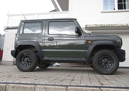 Suzuki Jimny gebraucht kaufen Suzuki Jimny 1.Hand,Klima,AHK,scheckheft,Sitzhz,4Sitzer
