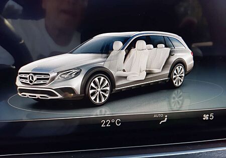 Mercedes-Benz E 220 d 4Matic T All-Terrain 9G-TRONIC Exclusive