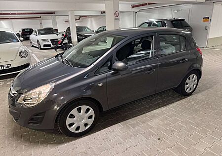 Opel Corsa D Active TÜV 02 / 2027