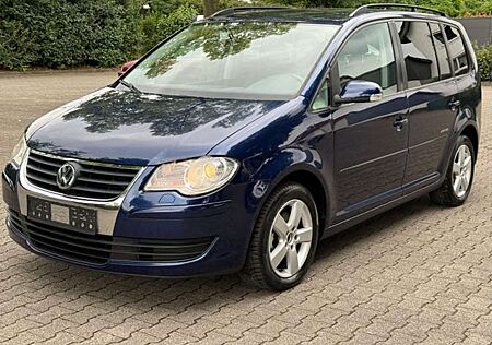 VW Touran Volkswagen 1.9TDI United*KLIMAAUTO*NAVI*ALU*SHZ*TOP*