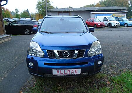 Nissan X-Trail LE 4X4 Pano/Leder/Xenon/AHZV/neue Kette