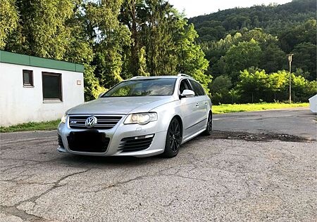 VW Passat Variant Volkswagen V6 FSI 4Motion DSG R36