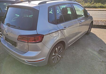 VW Golf Sportsvan Volkswagen United