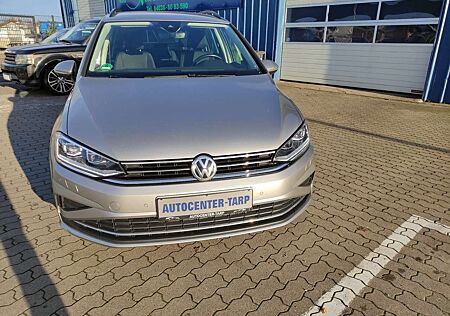 VW Golf Sportsvan Volkswagen United