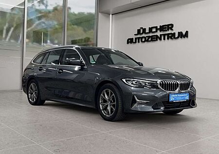 BMW 320 d Touring Luxury Line Aut., 1.Hand, M-Paket