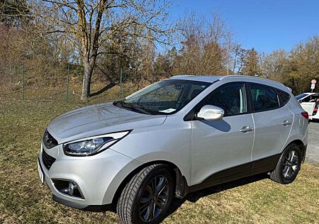 Hyundai ix35 Aut.4WD Exclusive Kam. Webasto LED TÜV