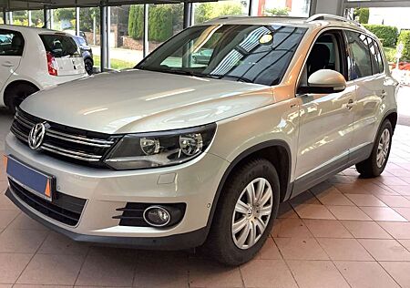 VW Tiguan Volkswagen 2.0 TDI DPF 4Motion BlueMotion TechnologyLo