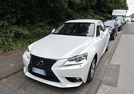 Lexus IS 300 300h Executive Line