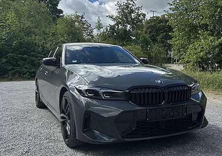 BMW 330 e M Sport