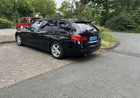 BMW 320d 320 3er+Touring+Diesel++Touring+Sport+Line