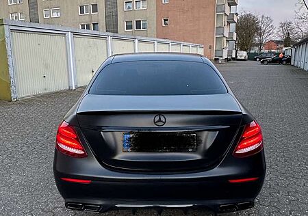 Mercedes-Benz E 250 (213.045)