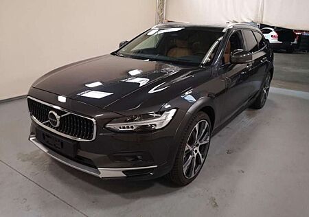 Volvo V90 Cross Country Ultimate AWD*UPE € 90,350.-
