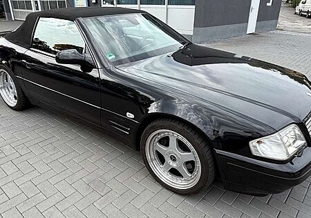 Mercedes-Benz SL 320
