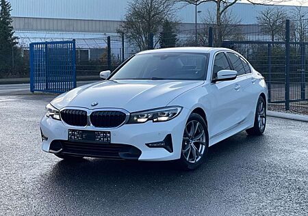 BMW 318 d Lim Sport Line Leder+Professional+AHK+ACC