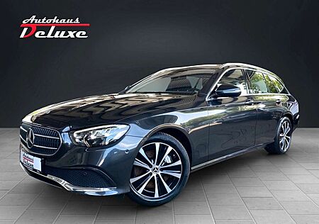 Mercedes-Benz E 300 de T AVANTGARDE NAVI-KAMERA-WIDESCREEN-AHK