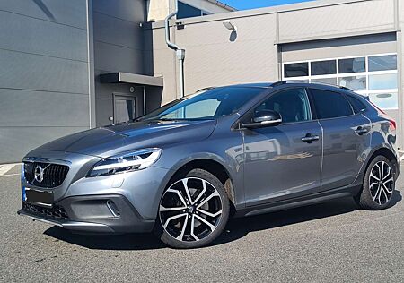 Volvo V90 Cross Country V40 Cross Country D3 Momentum