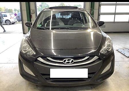 Hyundai i30 1.6 Fifa World Cup Edition