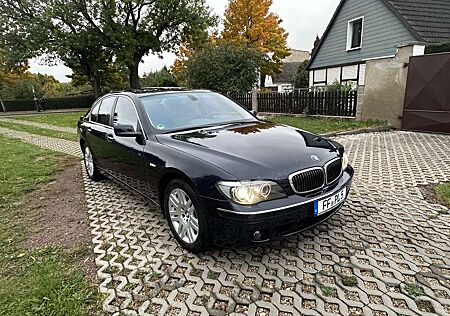 BMW 740i 740 -Soft-Close,Schiebedach,Adaptiver Tempom