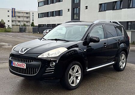 Peugeot 4007 2.2 HDi Autom. 4x4 7Sitzer Navi Xenon Kamer