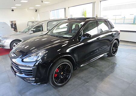 Porsche Cayenne GTS * PANORAMA + LUFT + BOSE *