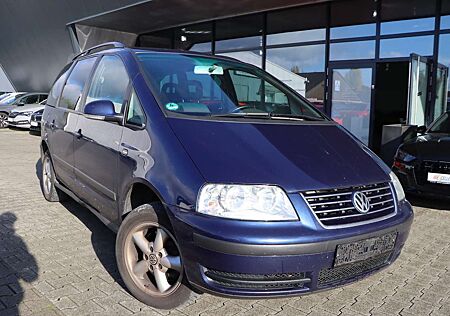 VW Sharan Volkswagen 1.9 TDI FAMILY / 7-SITZER / AHK