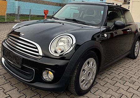 Mini Cooper ,Panoramadach,Leder,Parktronic,Klimatronic