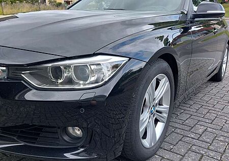 BMW 320i 320 Touring
