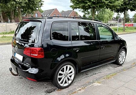 VW Touran Volkswagen 1.6 TDI DPF TÜV & Service Neu