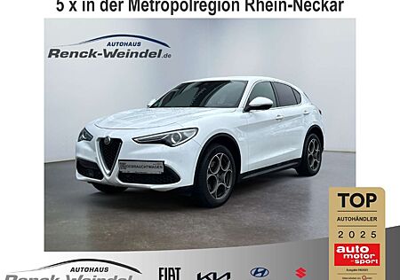 Alfa Romeo Stelvio Q4 2.0 Turbo Sportpaket El. Fondsitzverst. Navi Di