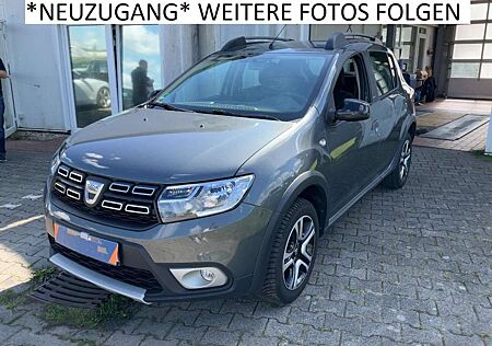 Dacia Sandero Stepway Celebration 1HAND NAVI KAMERA BT AUTOMATIK