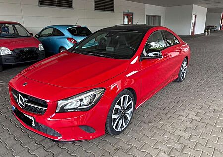 Mercedes-Benz CLA 200 7G-DCT Urban