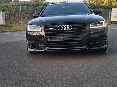 Audi S8 plus