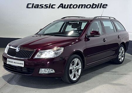 Skoda Octavia Combi Elegance *Xenon*Schiebedach*AHK*