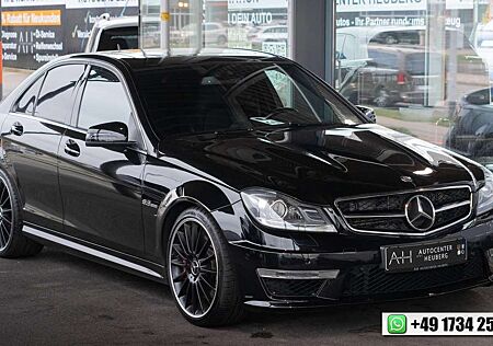 Mercedes-Benz C 63 AMG PERFORMANCE *SCHIEBEDACH*H&K*MEMORY*