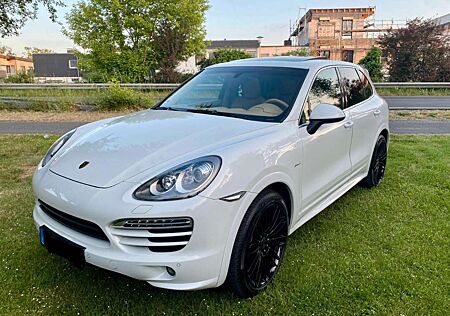 Porsche Cayenne 3.0 V6 Sport Design, GTS, 21Zoll, Panoramadach