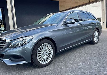 Mercedes-Benz C 220 d -AUT-Pano-Kamera-Navi-TÜV-Garantie