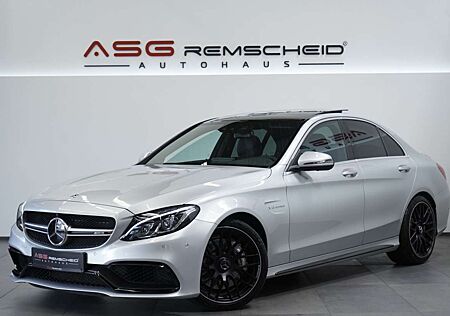 Mercedes-Benz C 63 AMG Limousine 2.H *19 *Carbon*Pano*S-Abgas