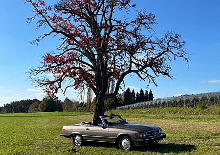 Mercedes-Benz SL 560 (R107) Motor 75tkm, "wunderschön!!!"