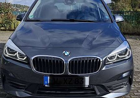 BMW 218d 218 2er Gran Tourer xDrive Aut. Adv., 7 Sitz