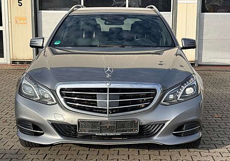 Mercedes-Benz E 300 BlueTec Hybrid/Kombi/Leder/Comand/LED/Autom.