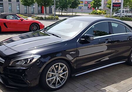 Mercedes-Benz CLA 45 AMG AMG CLA 45 4Matic AMG Speedshift DCT 7G