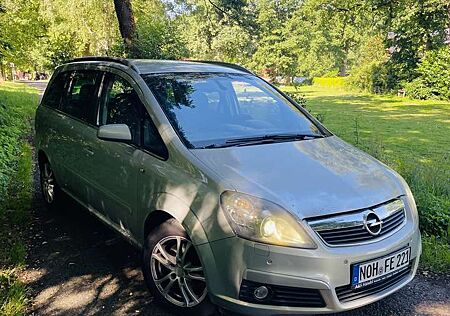 Opel Zafira 2.2 direct