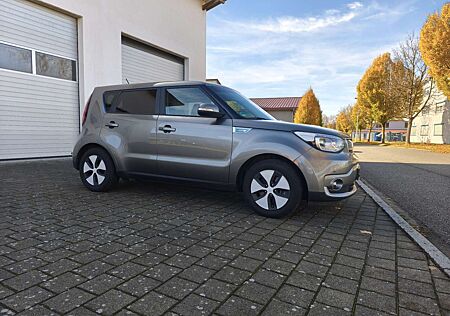 Kia Soul EV Play