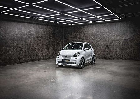 Smart ForTwo cabrio BRABUS Xclusive:IN WEIß GANZ HEIß!