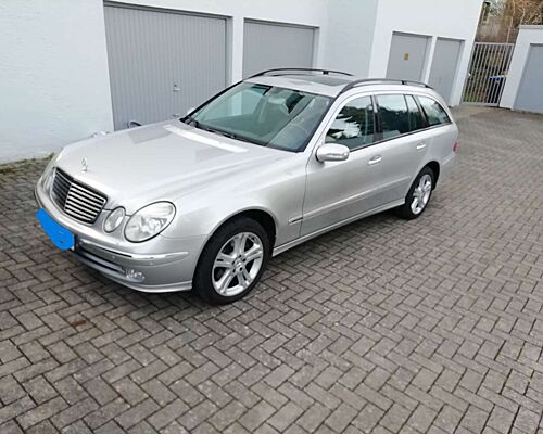 Mercedes-Benz E 320 E 320 T 4Matic Avantgarde