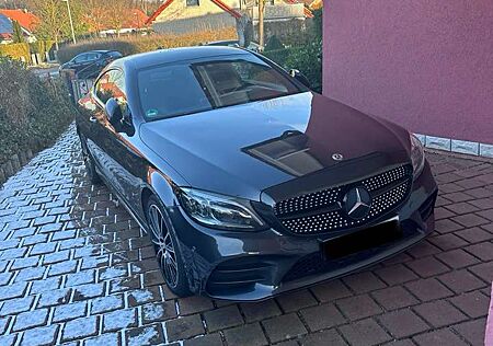 Mercedes-Benz C 300 d (205.318) AMG Line Night Paket Burmester